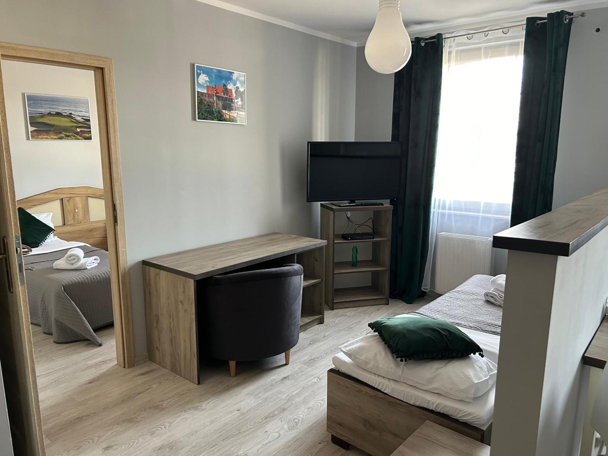 H-T-L Apartamenty Junior Nowa Sol Exterior foto